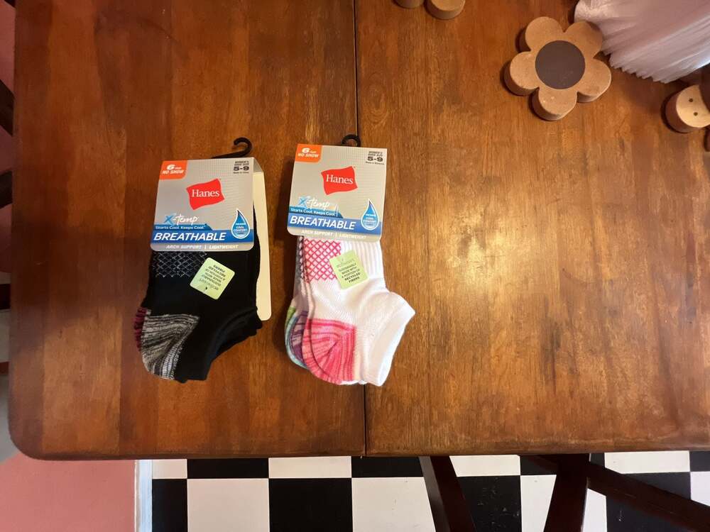 Hanes X-Temp Women's Breathable No Show Socks, 2 of the 6-Pair Pack, Size 5-9